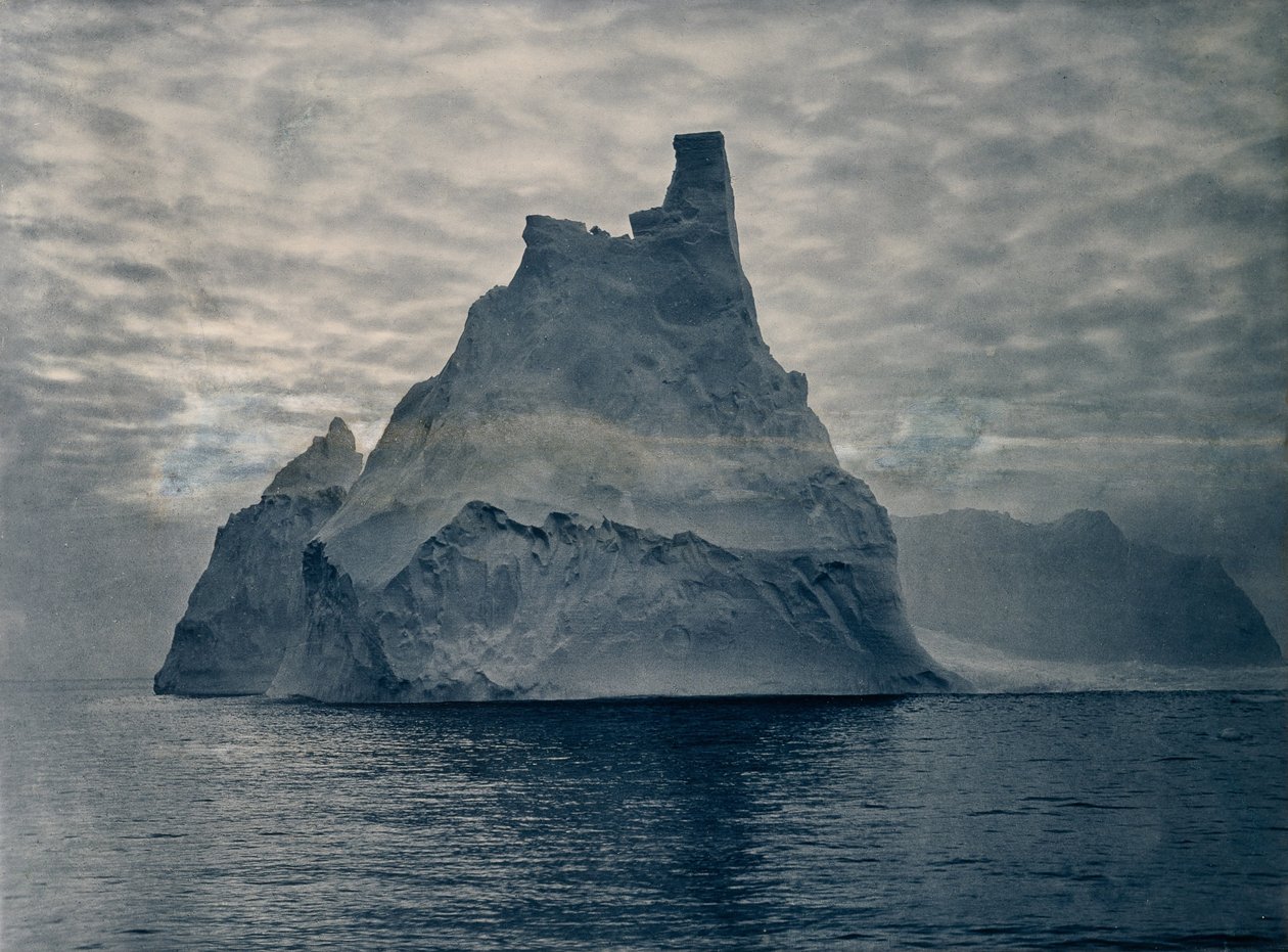 Ei otsikkoa (tornitettu berg) tekijältä Frank Hurley