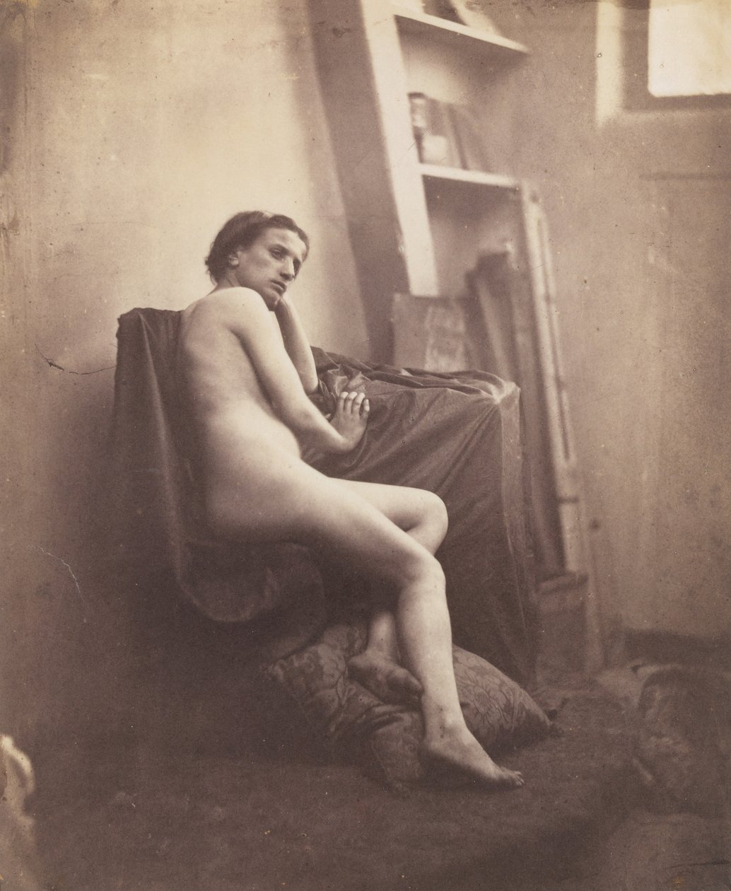 [Naisten alastonkuva studiossa], 1856-59. tekijältä Frank Chauvassaigne