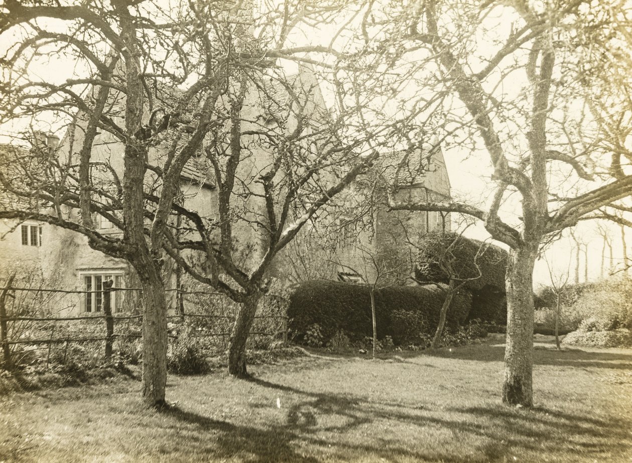 Kelmscottin kartano: Kelmcott Comment: From the Orchard tekijältä Frederick H. Evans