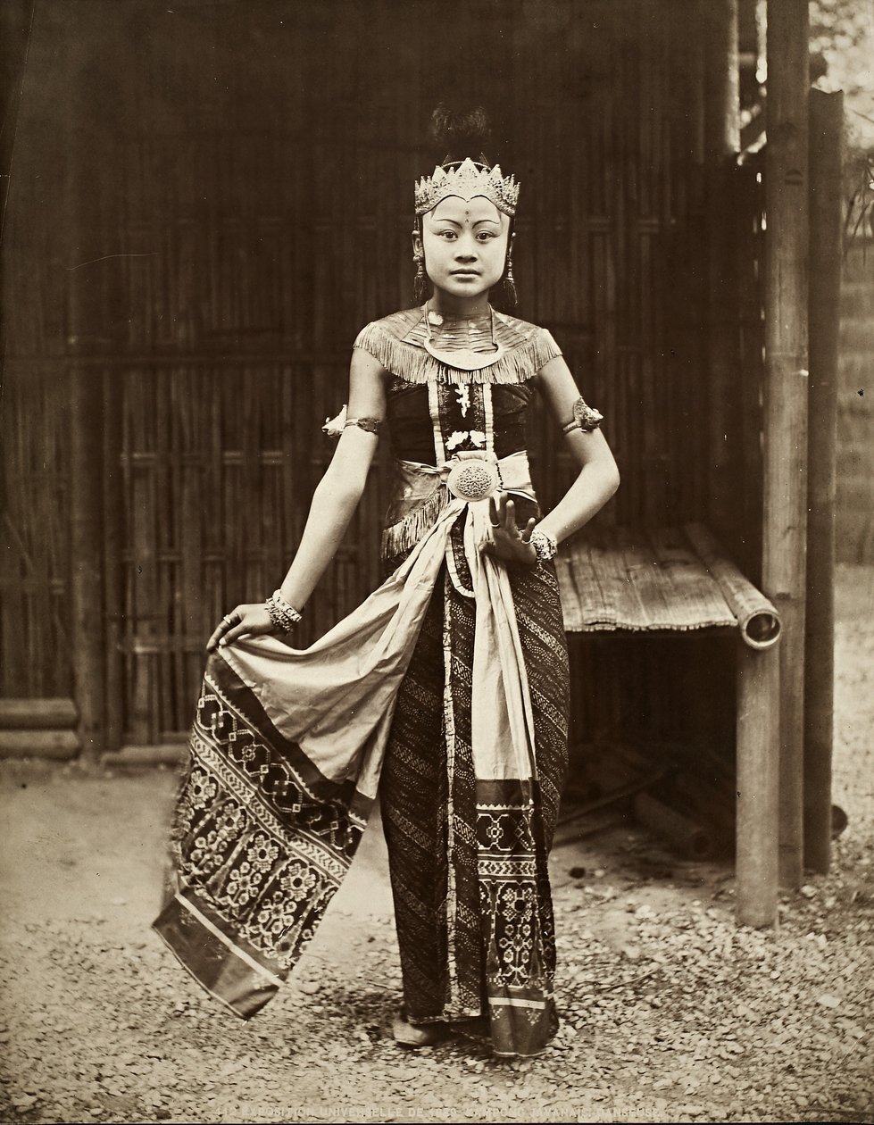 Tanssija jaavakylässä, Exposition Universelle, Pariisi, 1889 (albumiprintti) tekijältä French Photographer