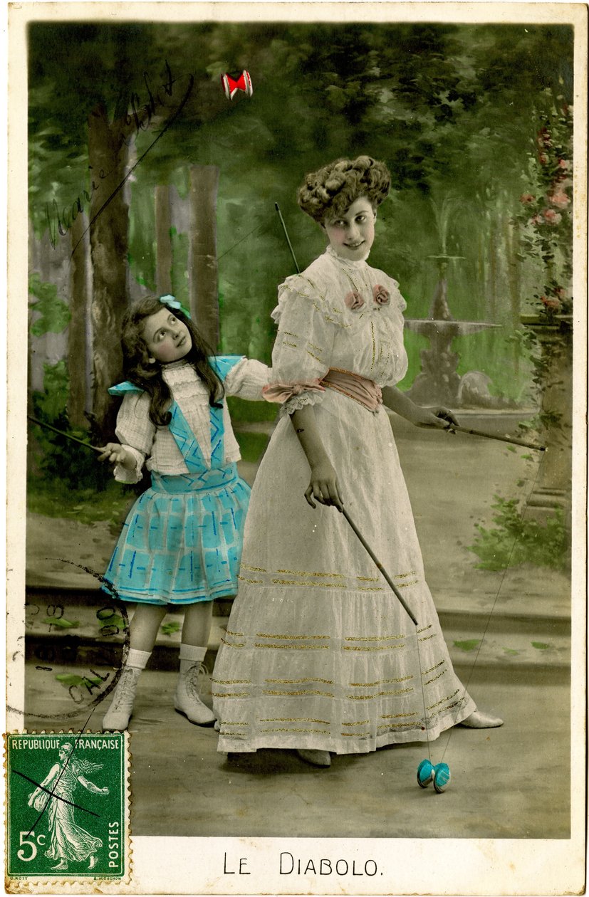 Pelaa diaboloa, 1908 (värikuva) tekijältä French Photographer