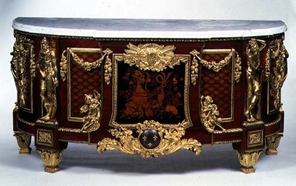 Ranskalainen Regency-pommi-komero ormolu-kiinnikkeillä, 1720 tekijältä French School