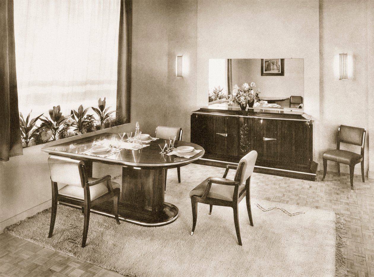 Ensembles Mobiliersin ruokasali, pubi. 1937. tekijältä French Photographer