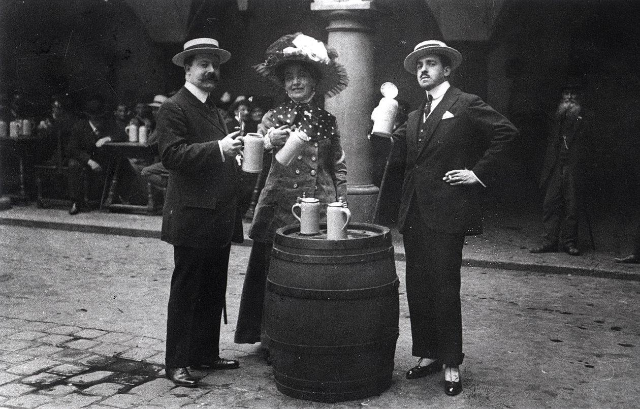 Madeleine Lemaire (1845-1928) ja Reynaldo Hahn (1875-1947) tekijältä French Photographer