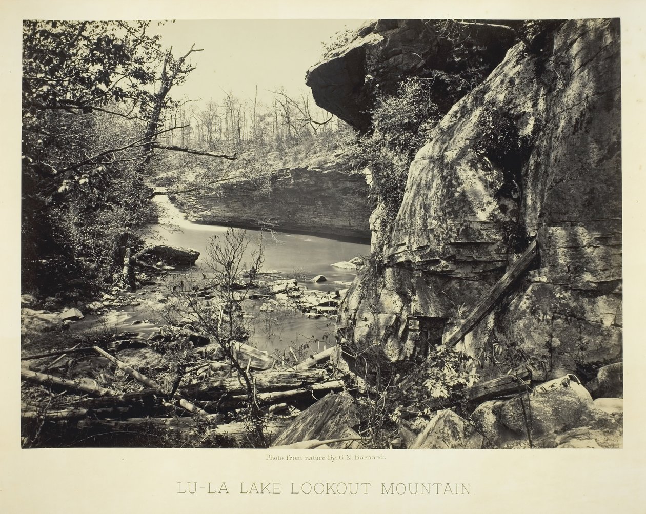 Lu-La Lake Lookout Mountain, 186466. tekijältä George N. Barnard
