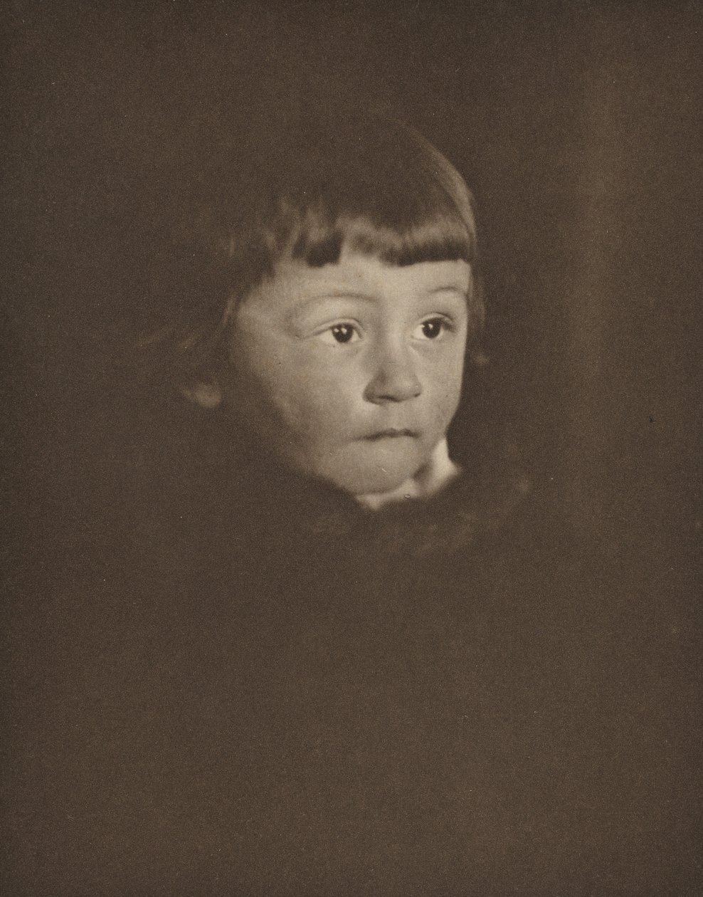 Pojan muotokuva, 1899. tekijältä Gertrude Käsebier