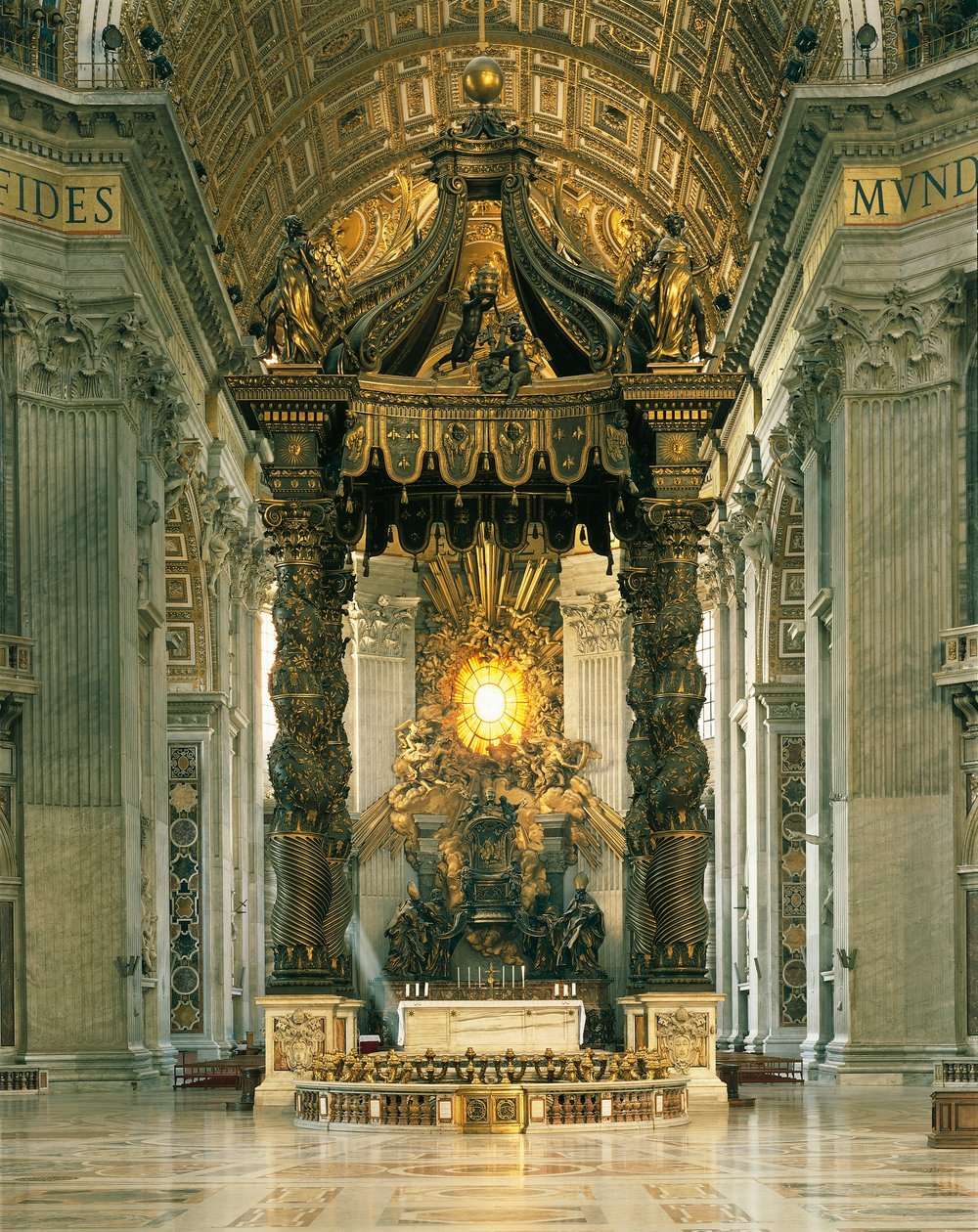 Pyhän Pietarin katos (Baldacchino) tekijältä Gian Lorenzo Bernini