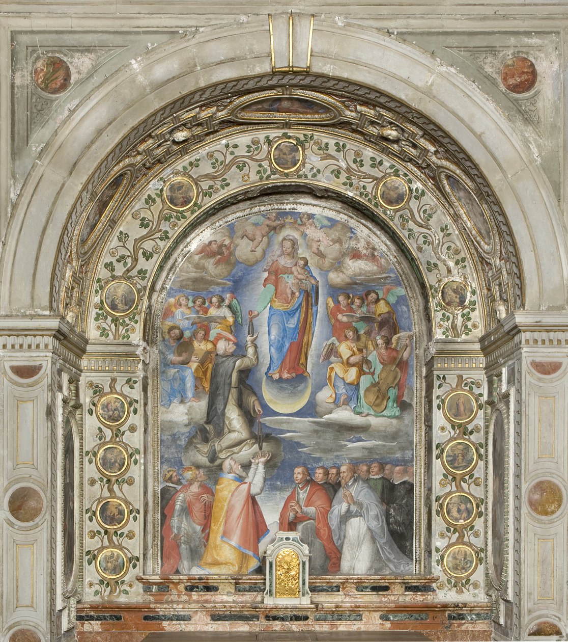 Our Lady of the Rosary, noin 1615 tekijältä Giovanni Battista Maganza