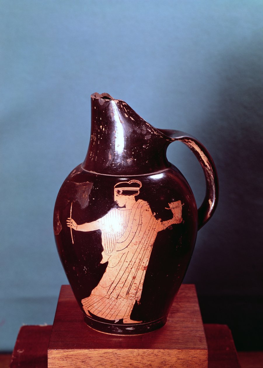 Attikalainen punafiguurinen oinochoe, joka esittää Odysseuksen jahtaamaa noitanaista Circea (keramiikka) (ks. myös 190217). tekijältä Greek