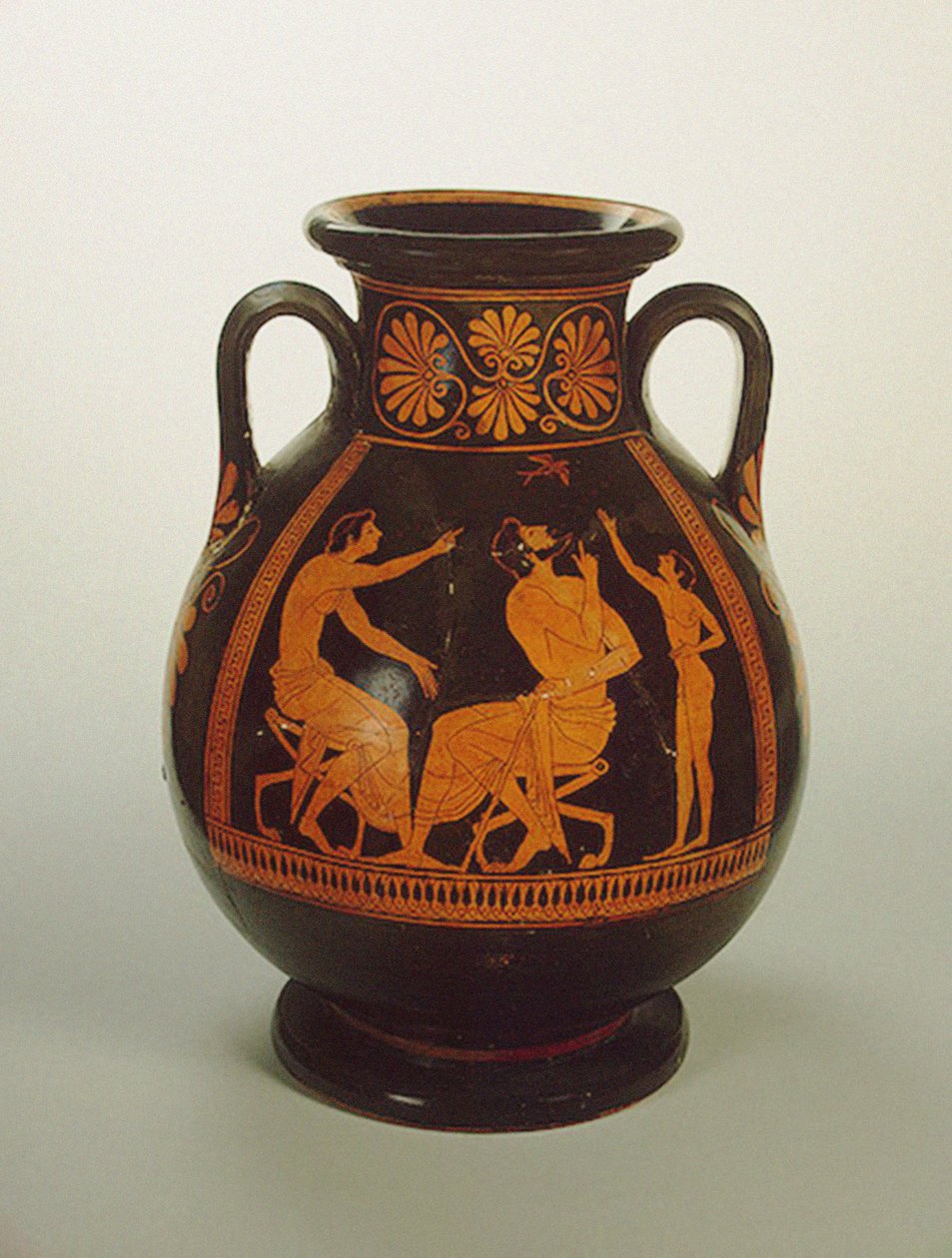 Punahahmoinen Pelike, n. 510-500 eaa. (keramiikka). tekijältä Greek