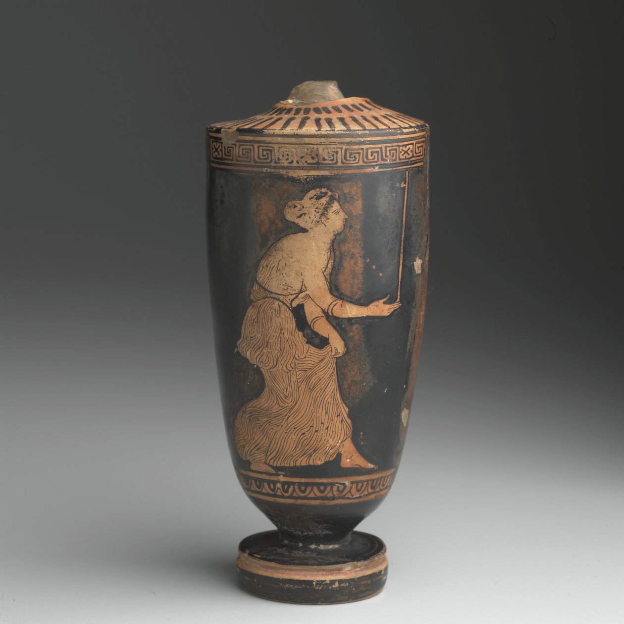 Ullakko Lekythos (liukulasitettu keramiikka) tekijältä Greek