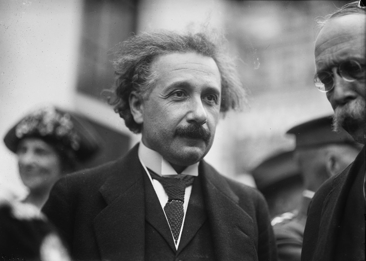 Albert Einstein, Washington, n. 1922 (m/w valokuva) tekijältä Harris & Ewing