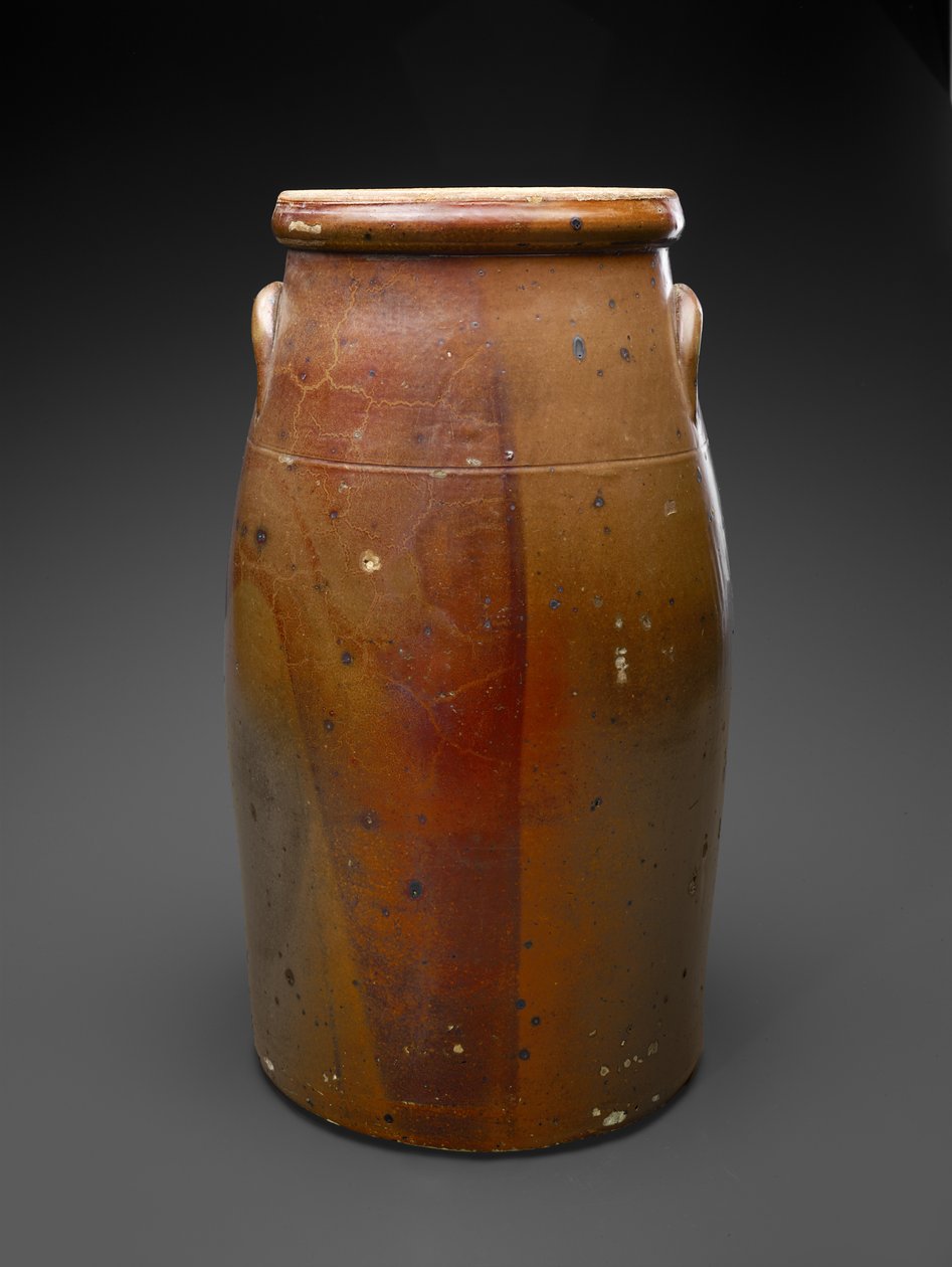 Churn, c. 1880-1905 (liukulasitettu kivitavara) tekijältä Hendrik Voogd