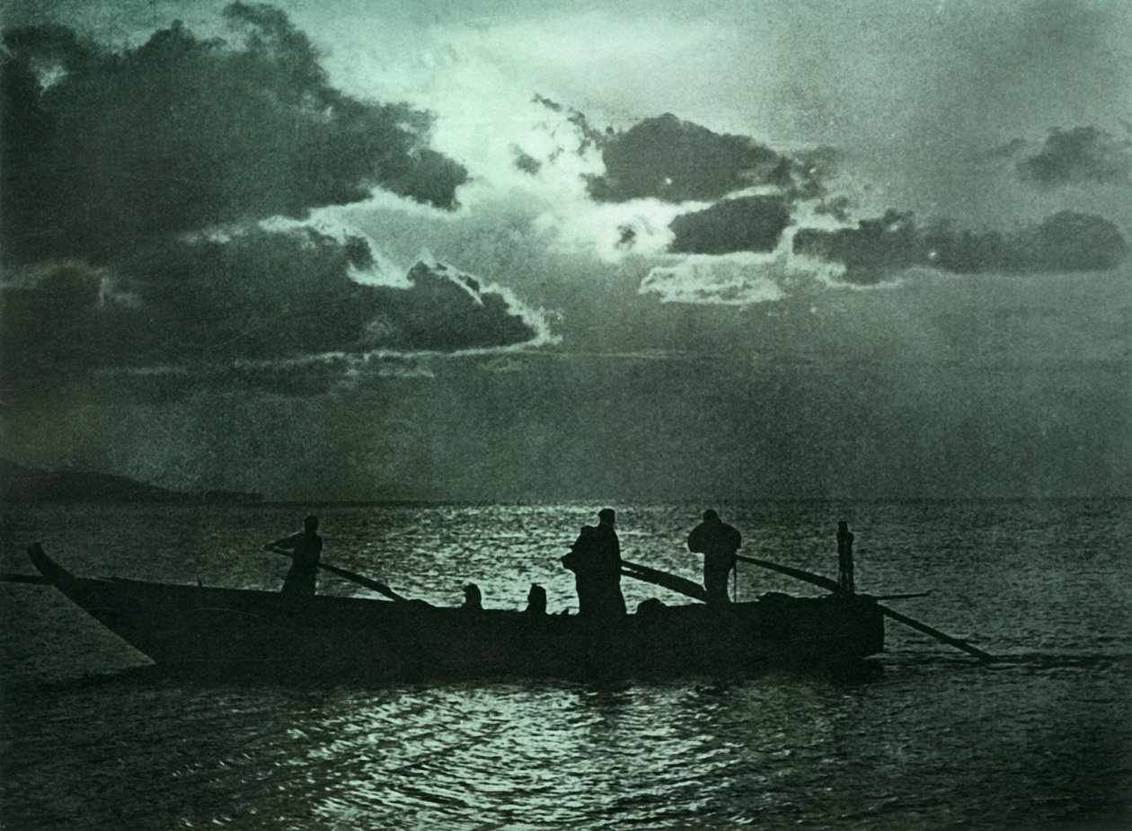 Moonlight at Shizu-Ura, 1910. tekijältä Herbert Ponting