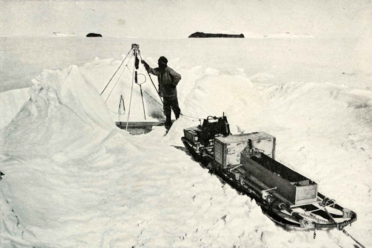 Nelson and His Gear, c1911, 1913 tekijältä Herbert Ponting