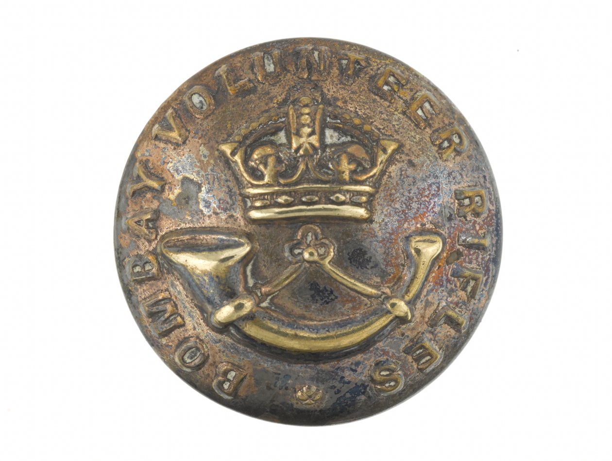 Button, Bombay Volunteer Rifles, ennen 1901 tekijältä Indian School