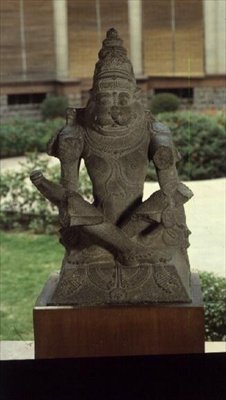 Narasimha, Vijanagar -dynastia (graniitti) tekijältä Indian School