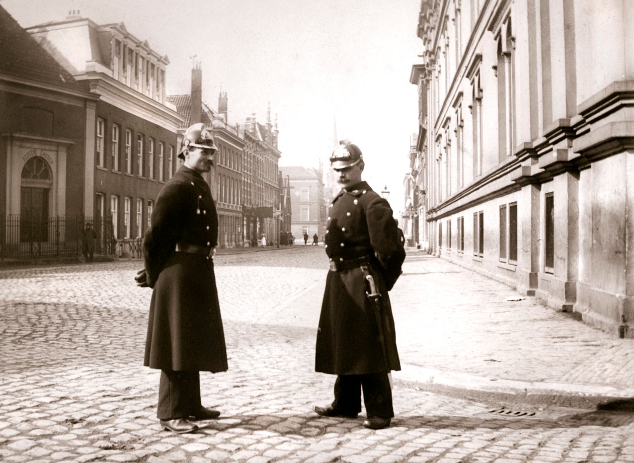 Poliisit, Rotterdam, 1898. tekijältä James Batkin