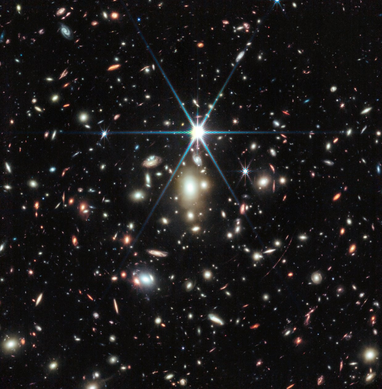 Sunrise Arc (NIRCam Image) tekijältä James Webb Space Telescope (NASA)