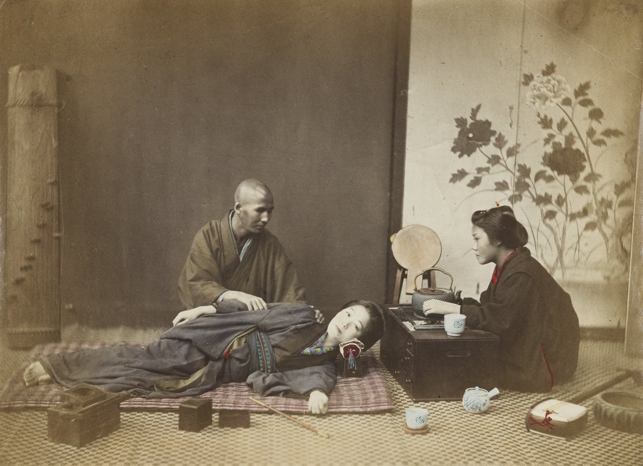 Japanilainen kodin sisustus (käsinvärinen bw-kuva) tekijältä Japanese Photographer