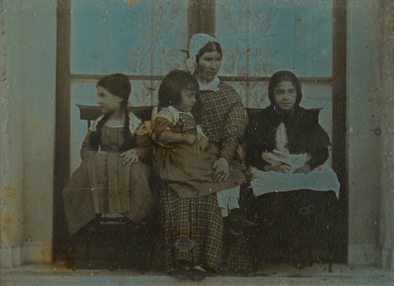 (Ryhmäkuva kahdesta Jean-Gabriel Eynardin naislapsesta ja kahdesta naispalvelijasta) tekijältä Jean Gabriel Eynard