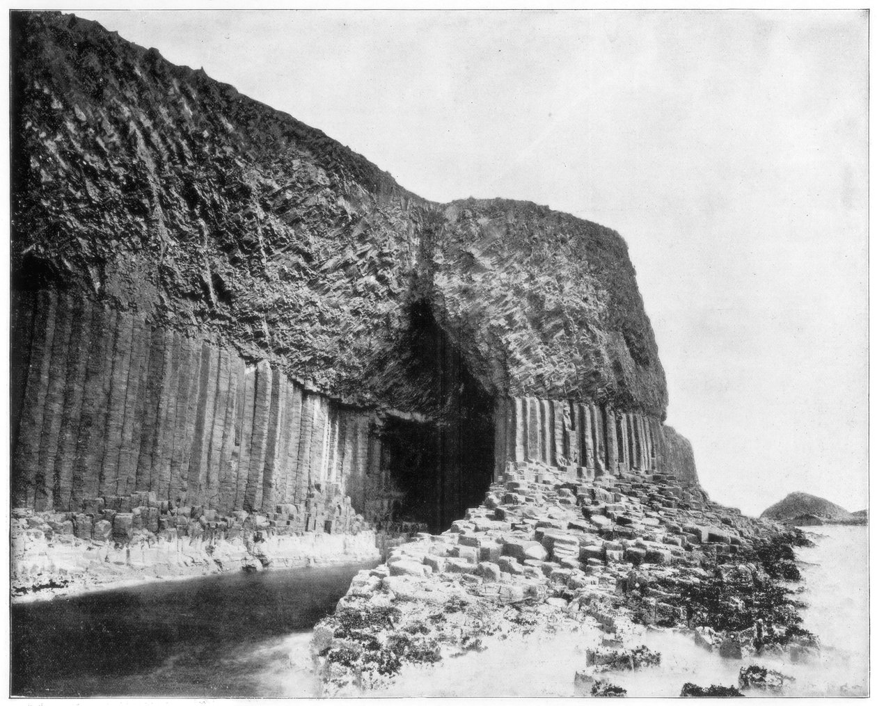 Fingalsin luola, Skotlanti, 1800-luvun loppu tekijältä John L. Stoddard