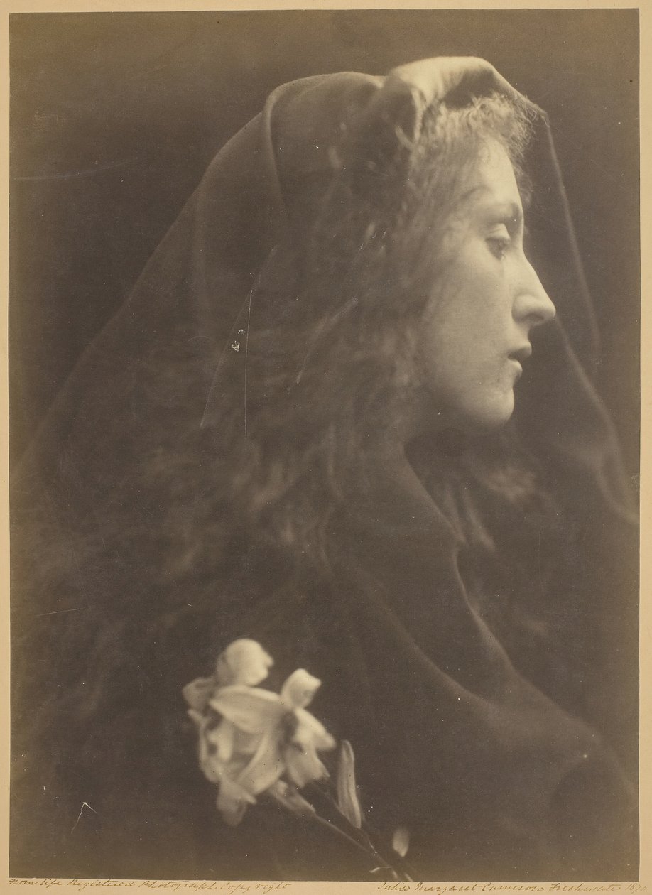 Enkeli haudalla, 1869. tekijältä Julia Margaret Cameron