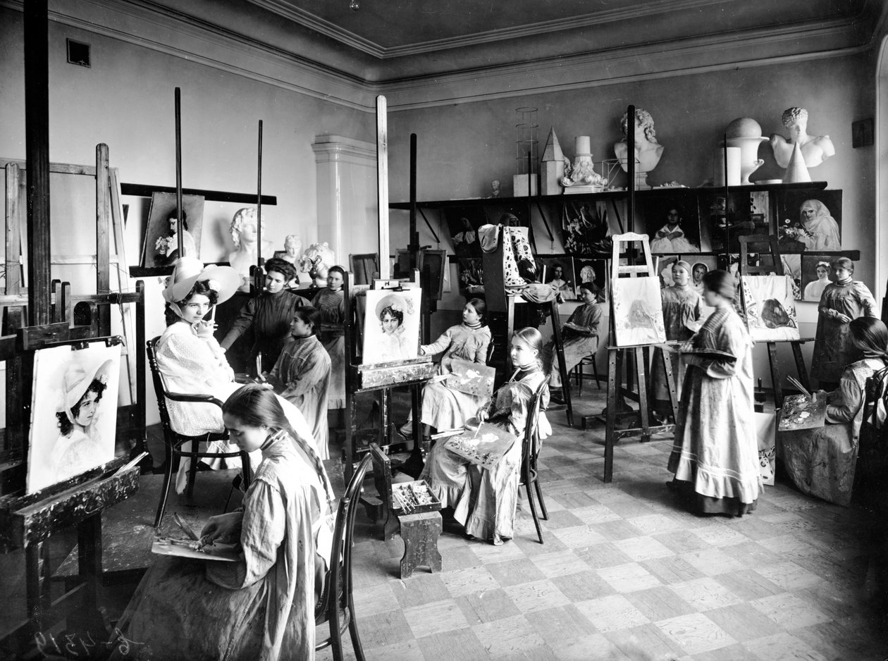 Maalausluokan oppilaita, Vladimirin kirkkokoulu, Pietari, 1909 tekijältä Karl Karlovich Bulla