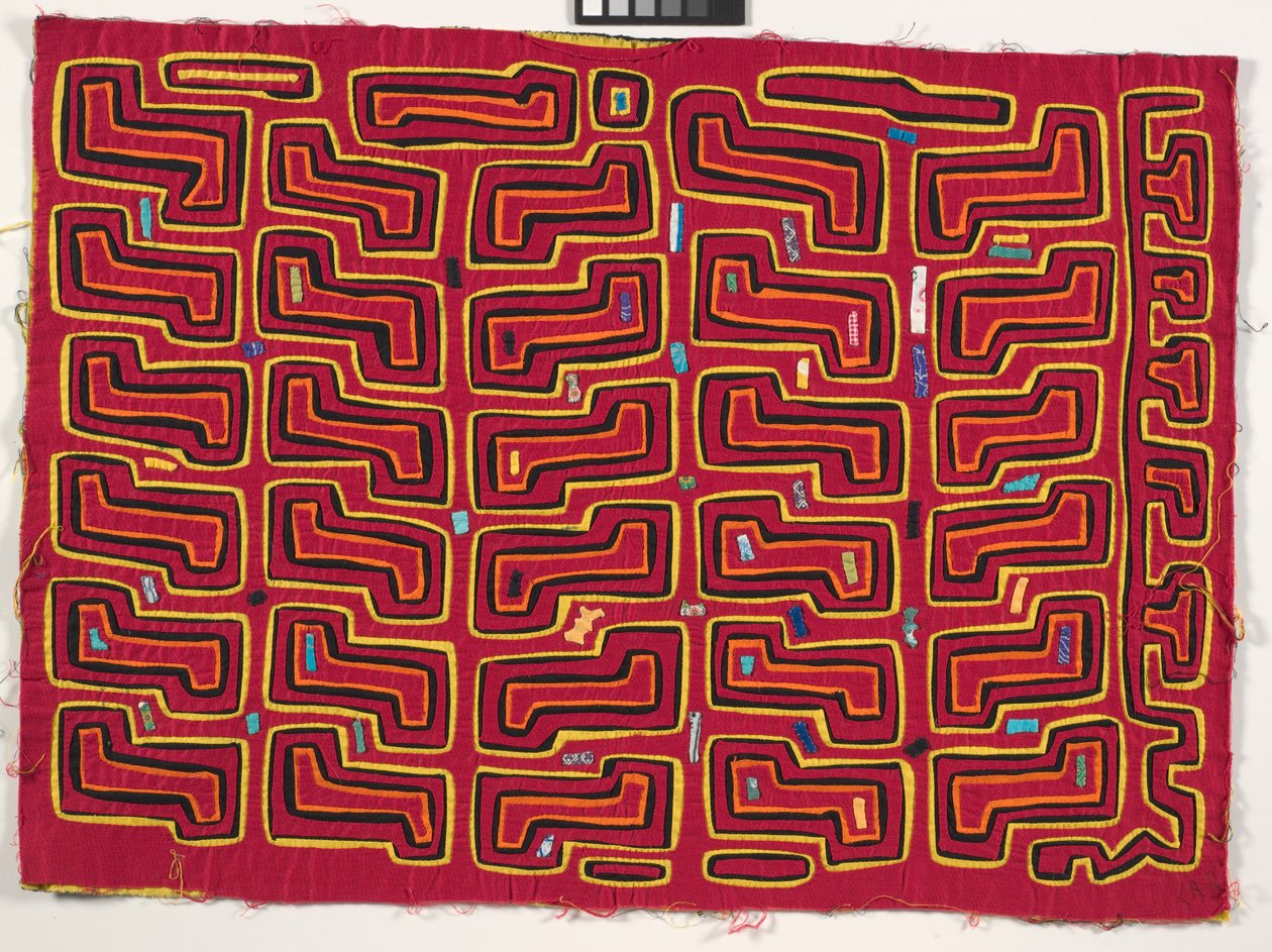 Shirt Panel (mola), n. 1950 (applikoitu puuvilla) tekijältä Kuna Indian Culture