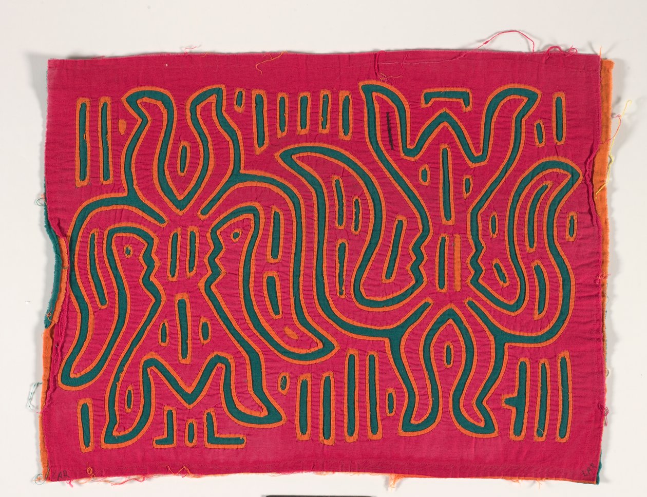 Shirt Panel (mola), n. 1950 (applikoitu puuvilla) tekijältä Kuna Indian Culture