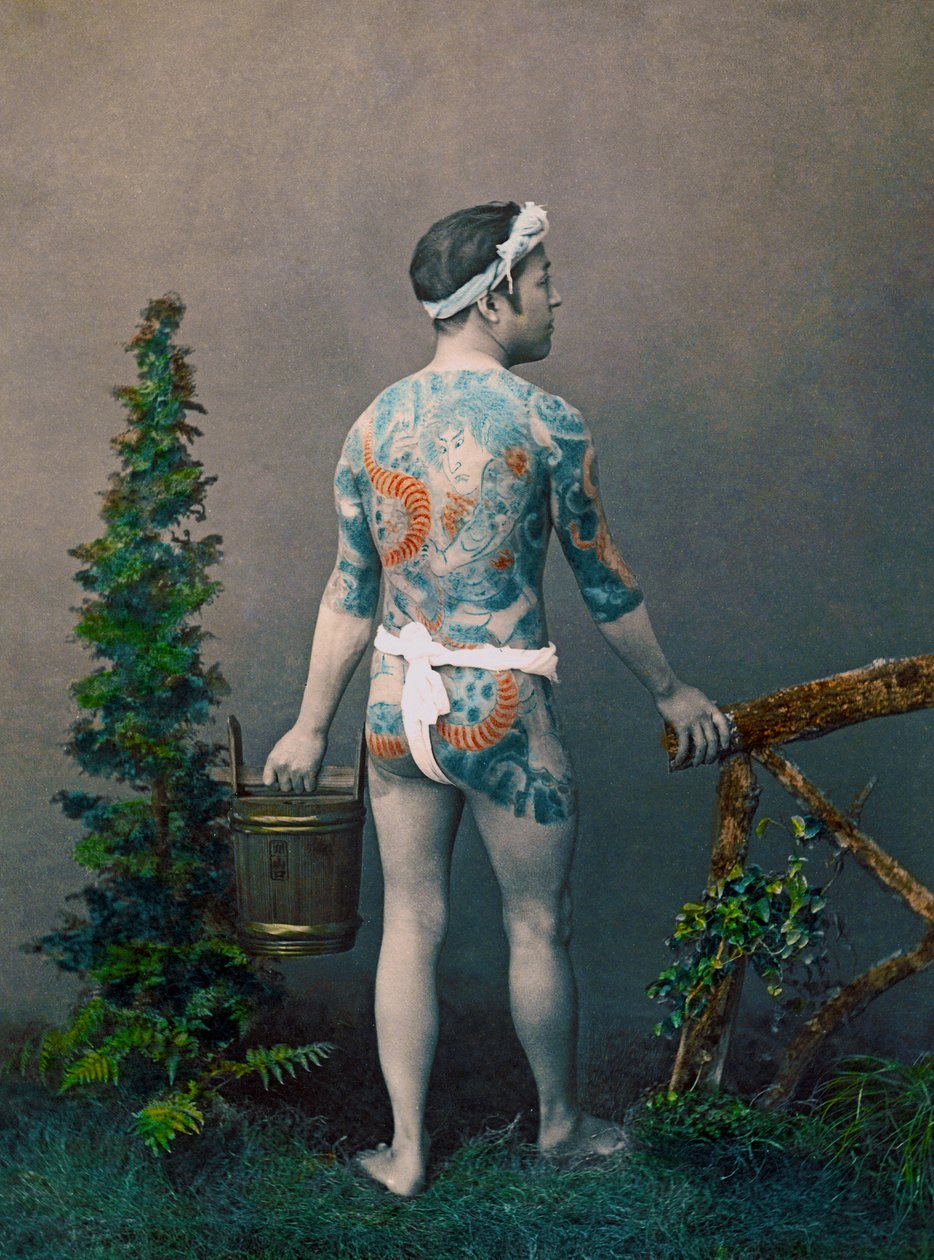 Tatuoitu sulhanen, n. 1890 tekijältä Kusakabe Kimbei