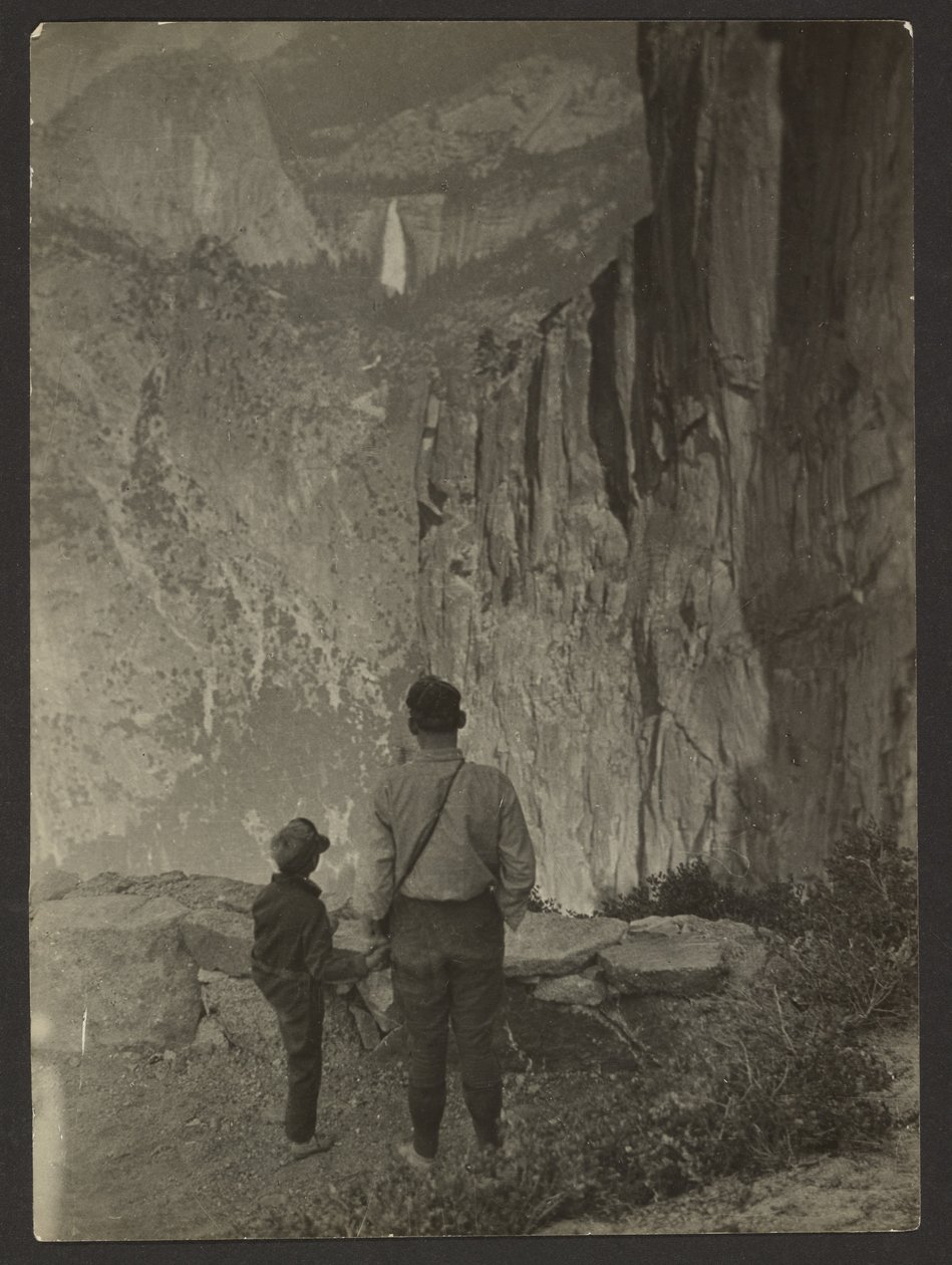 Nevadan putoukset Ledge Traililta, Yosemite tekijältä Louis Fleckenstein