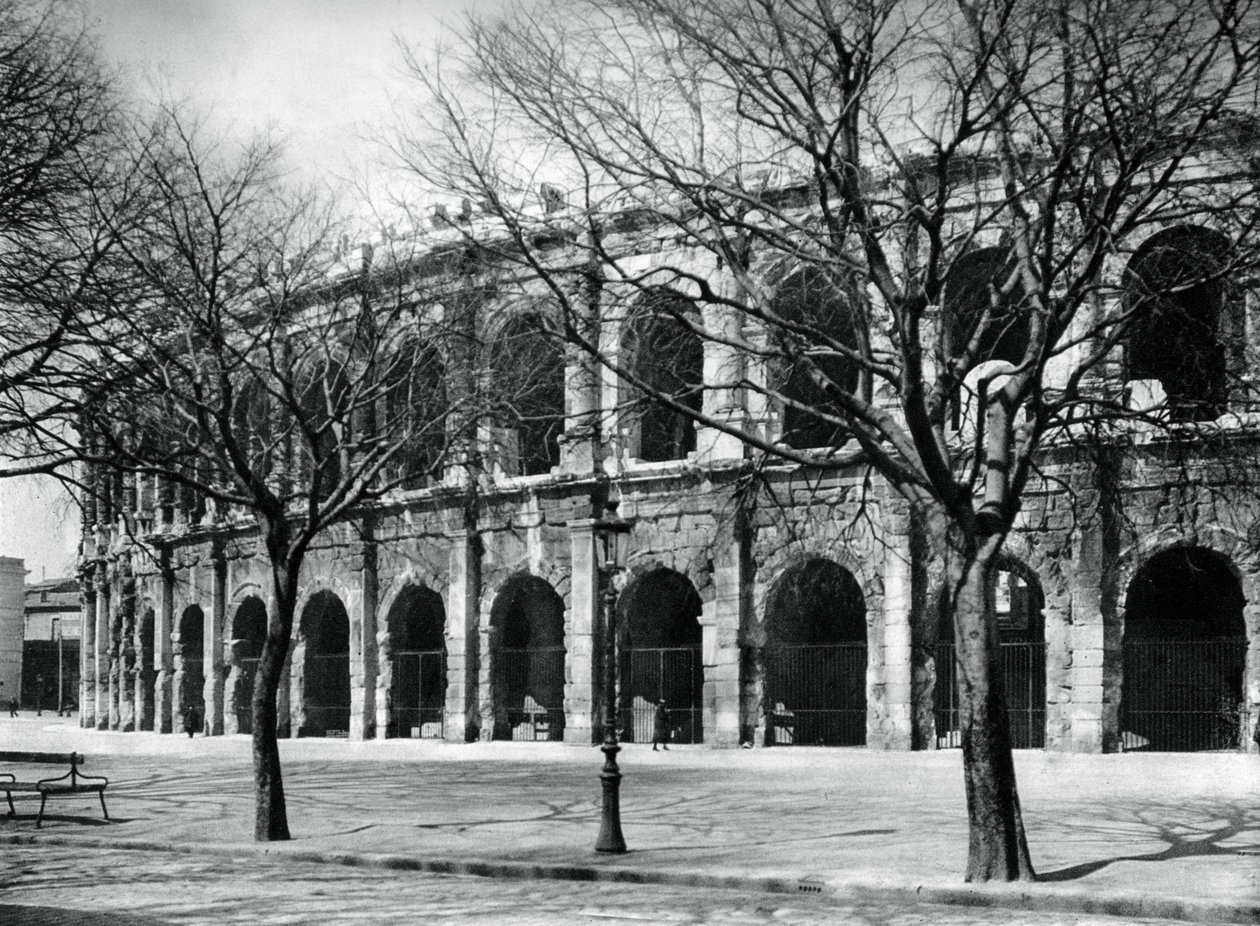 Roman Arena, Nimes, Provence, Ranska, 1937 tekijältä Martin Hurlimann