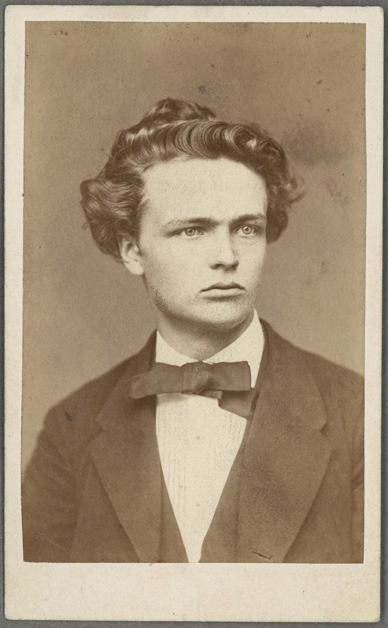 August Strindberg finlandès tekijältä Mathias Hansen