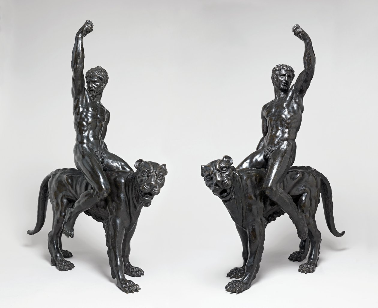 Pantterilla ratsastavat alastonhimot, n. 1506-08 (pronssi) tekijältä Michelangelo Buonarroti