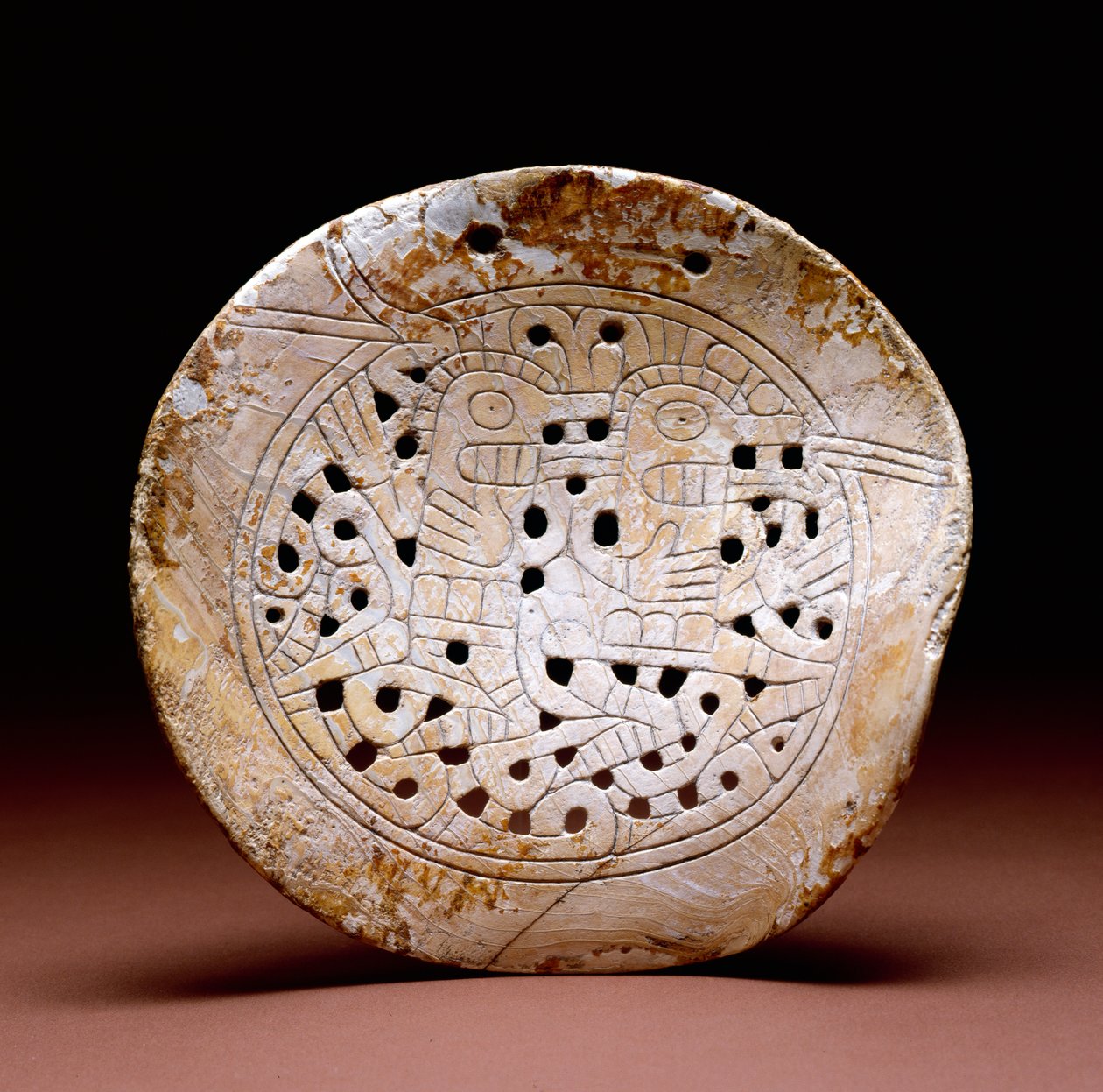Simpukkakoriste, Dallasin vaihe, 1300-1500 (merikuori). tekijältä Mississippian culture