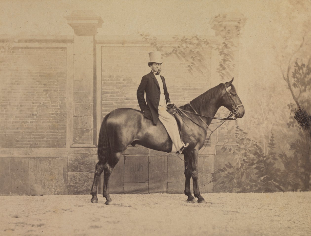 Mies hevosen selässä, c. 1860-luku. tekijältä Nadar