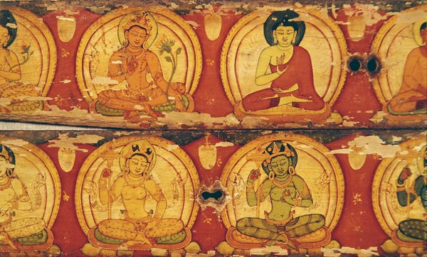 Neljä jumaluutta (muste ja väri puussa) tekijältä Nepalese School