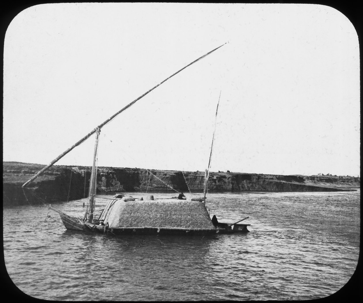 Kuormattu dahabiyeh, Egypti, 1890 tekijältä Newton and Co