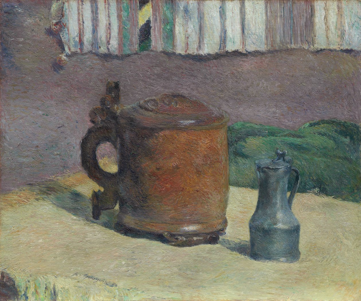 Asetelma: Wood Tankard ja metallikannu tekijältä Paul Gauguin