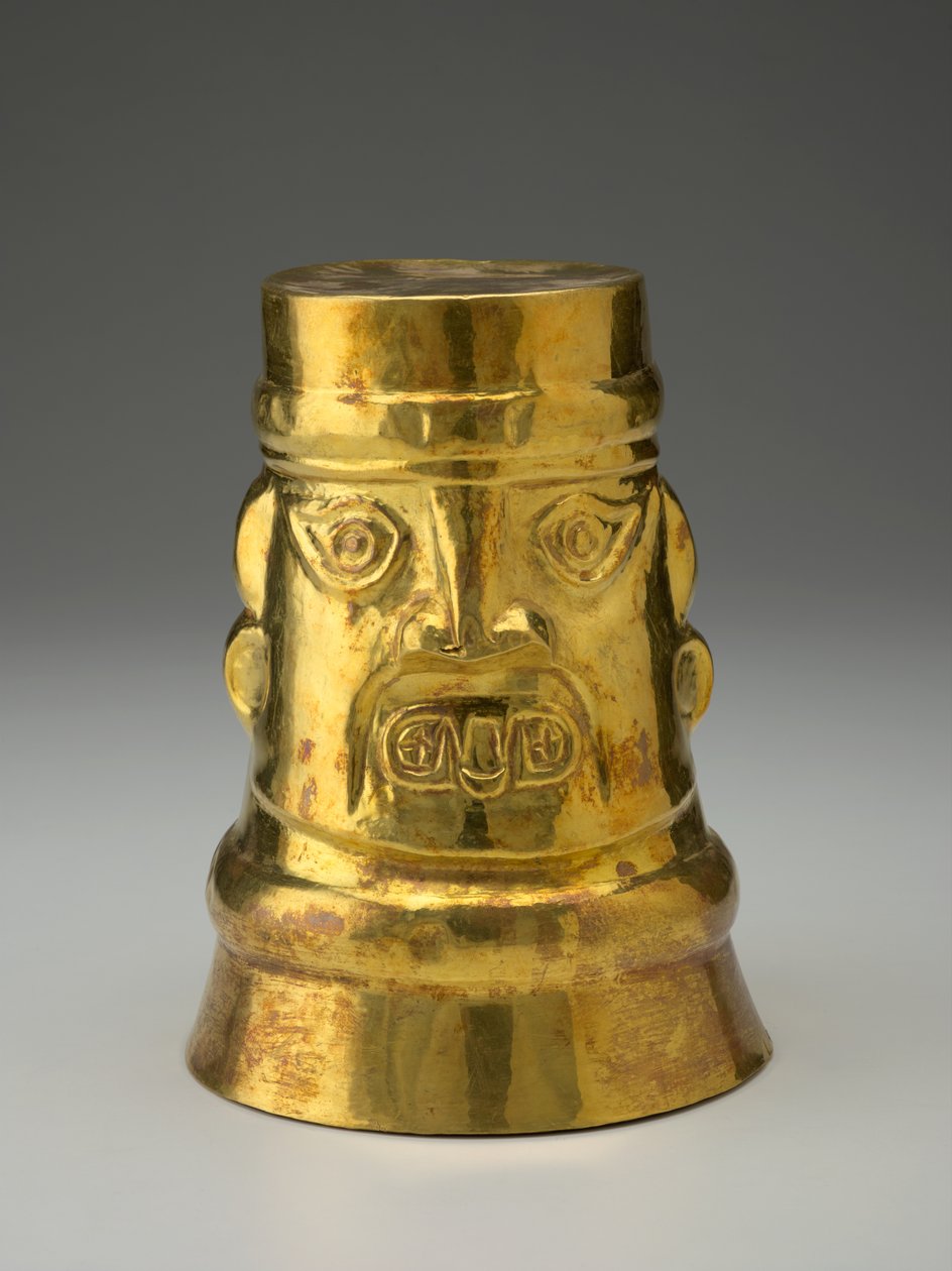 Kero (seremoniallinen juoma-astia), n. 1000-1476 (kultaseos) tekijältä Peruvian Shool