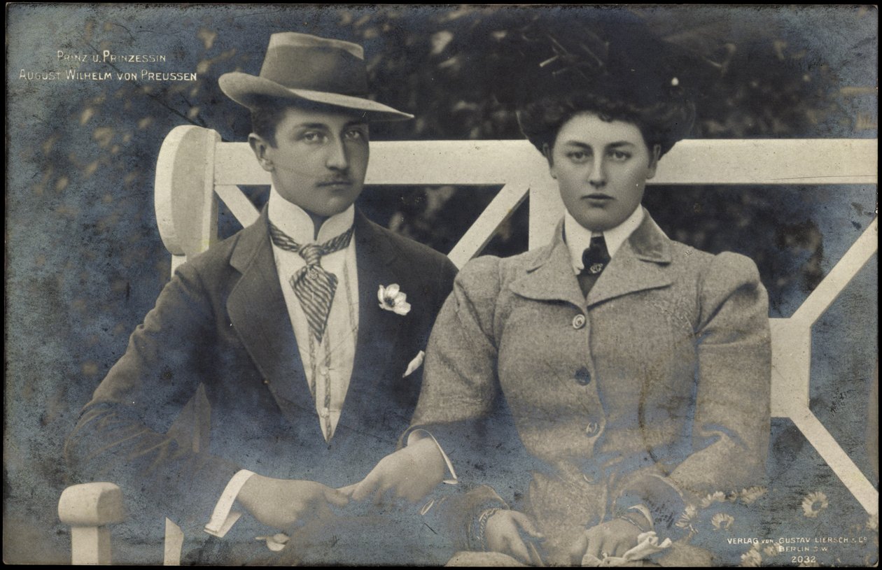 Preussin prinssi ja prinsessa August Wilhelm tekijältä Photographer German