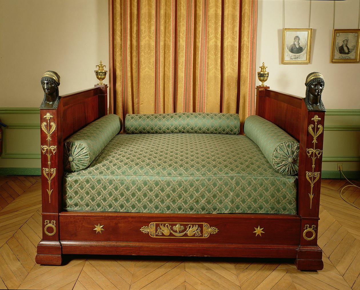 Napoleonin sänky Bordeaux