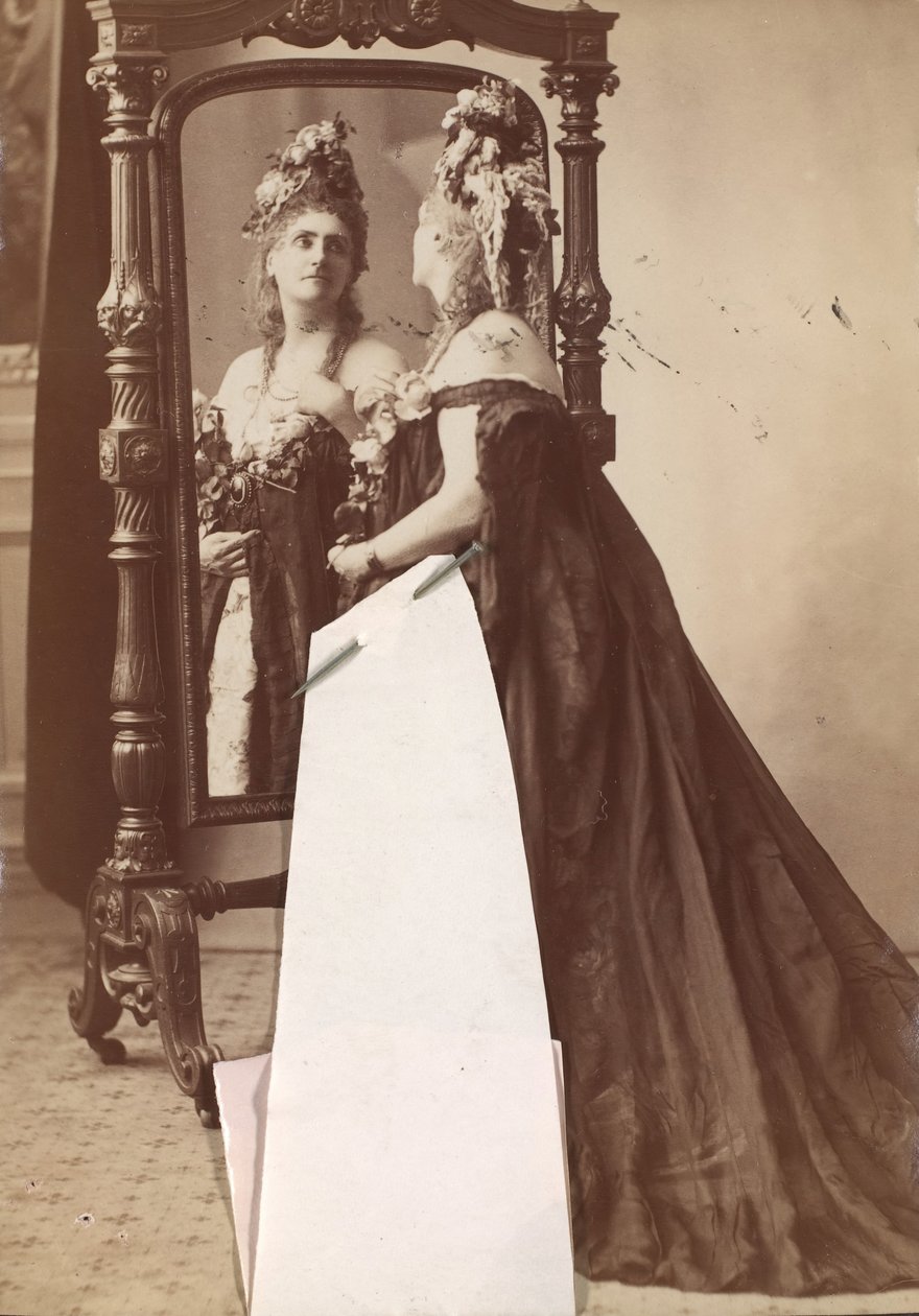 [Kreivitär de Castiglione], 1895. tekijältä Pierre Louis Pierson