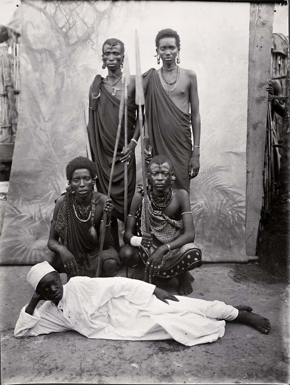 Maasai Warriors (gelatiinihopeaprintti) tekijältä R. V. Pereira