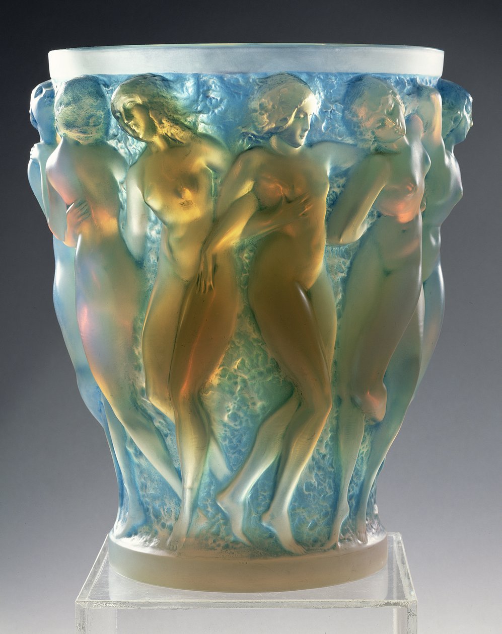 Bacchantes, 1927 (opaalilasi) tekijältä Rene Jules Lalique