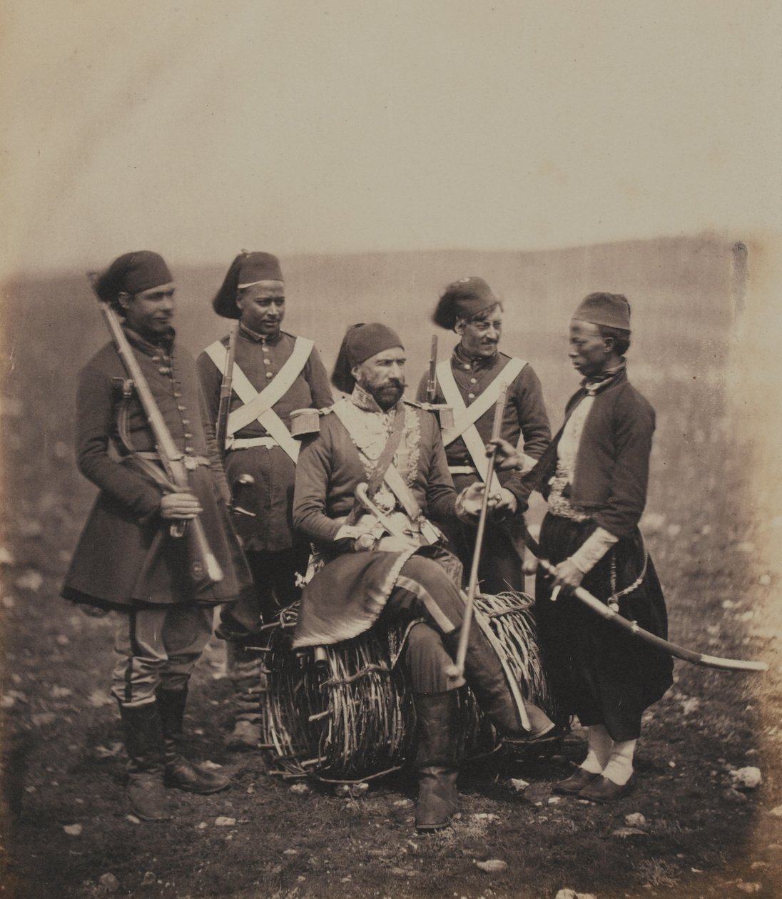Ismail pasha (1830-95) ja avustajat tekijältä Roger Fenton
