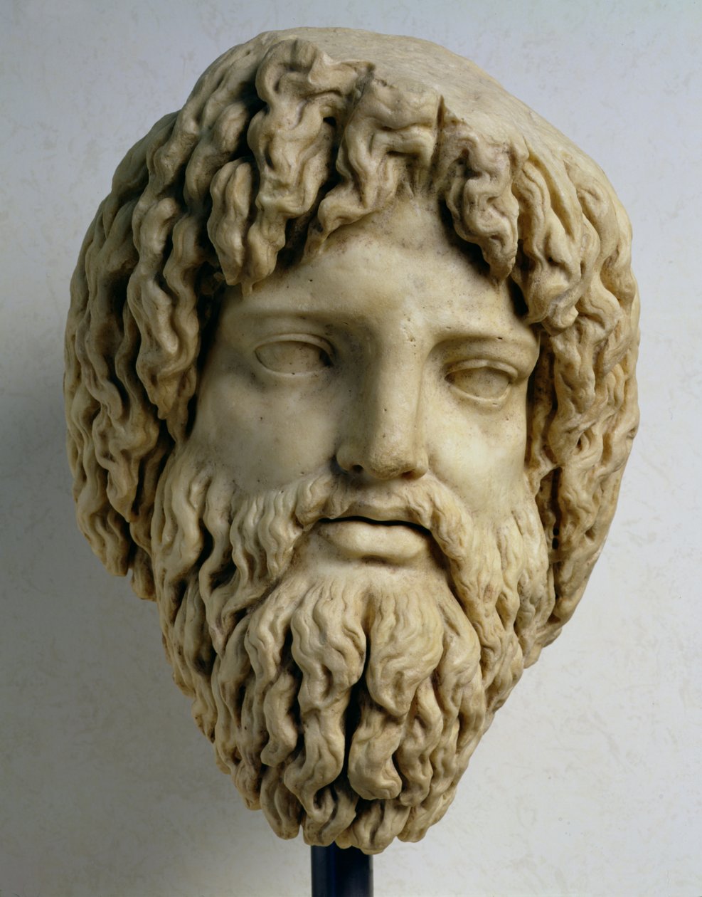 Jupiteria edustava parrakas pää (marmori) tekijältä Roman