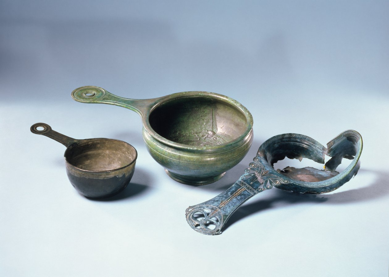 Ruoanlaittovälineet, (pronssi) tekijältä Roman