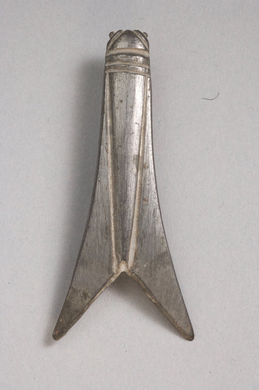 Cicadan piikki (tinattu pronssi) (katso myös 325638) tekijältä Roman